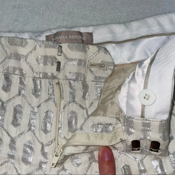 Sold- Banana Republic Patterned Shorts✨ - Picture 3 of 7